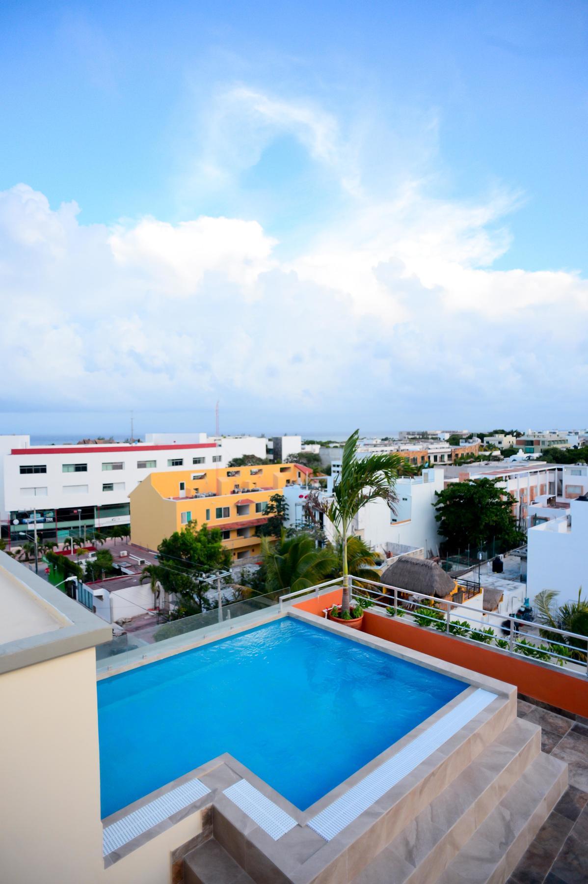 Sunrise 42 Suites Hotel Playa del Carmen Eksteriør billede