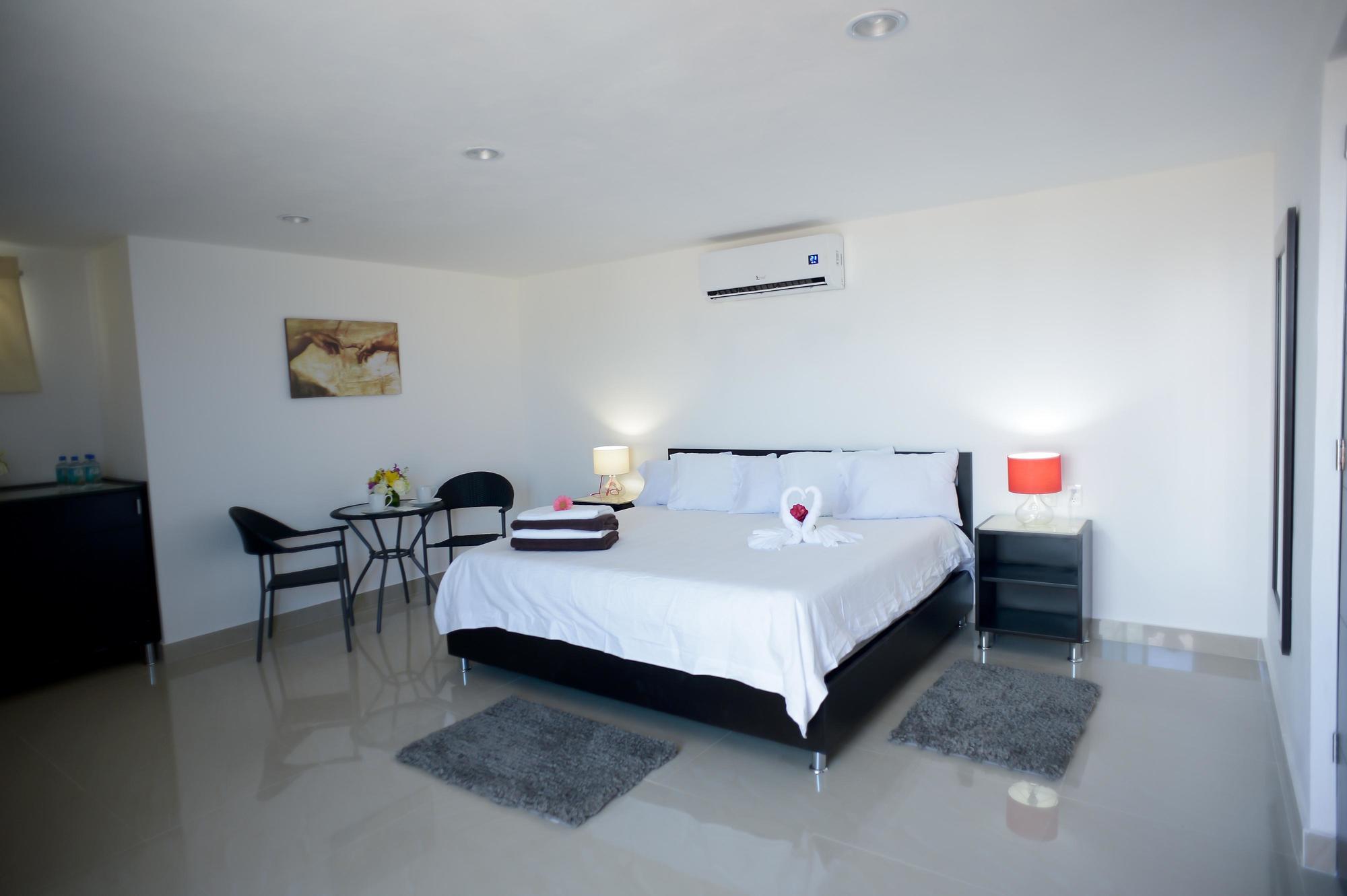 Sunrise 42 Suites Hotel Playa del Carmen Eksteriør billede