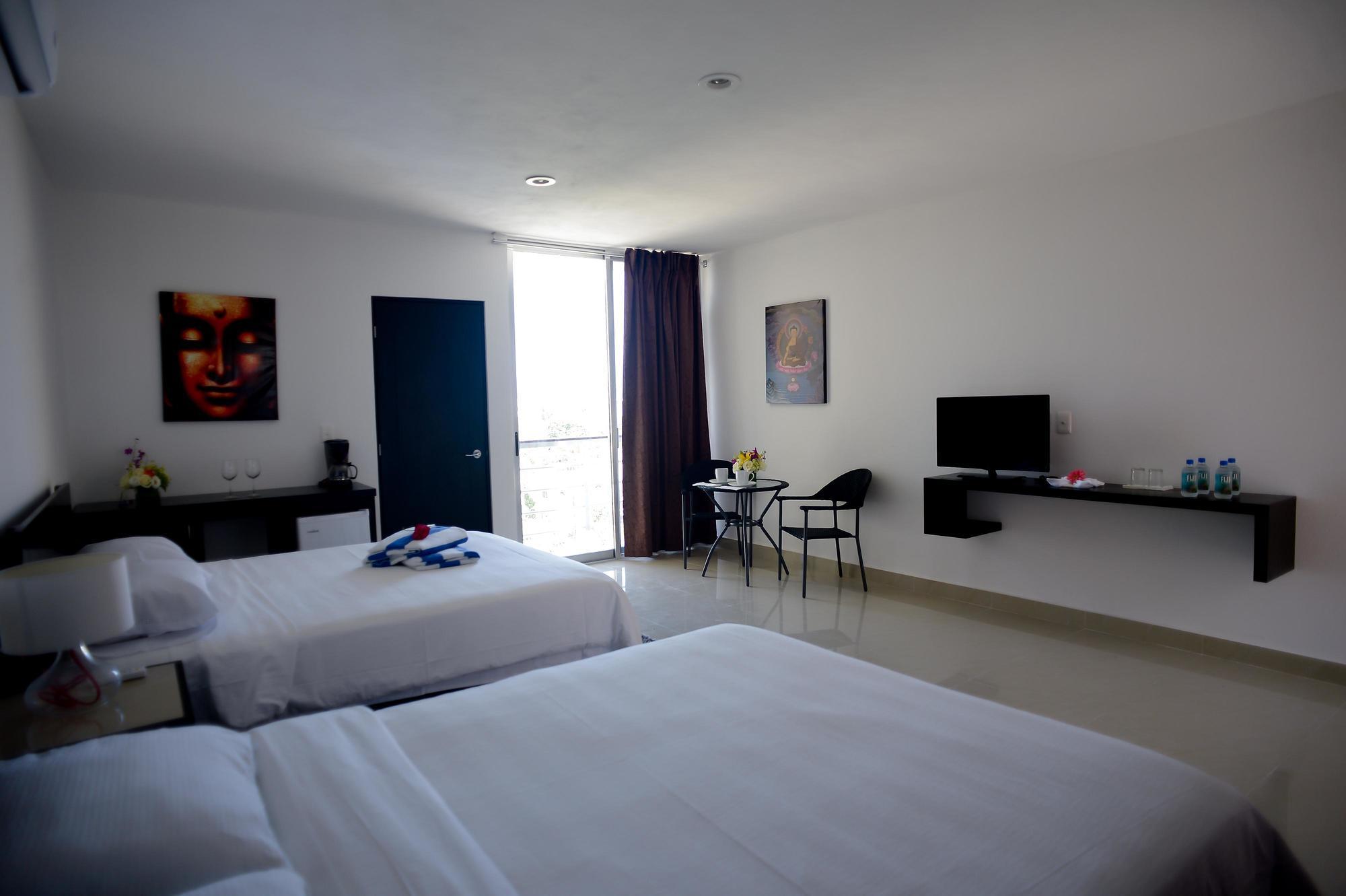 Sunrise 42 Suites Hotel Playa del Carmen Eksteriør billede