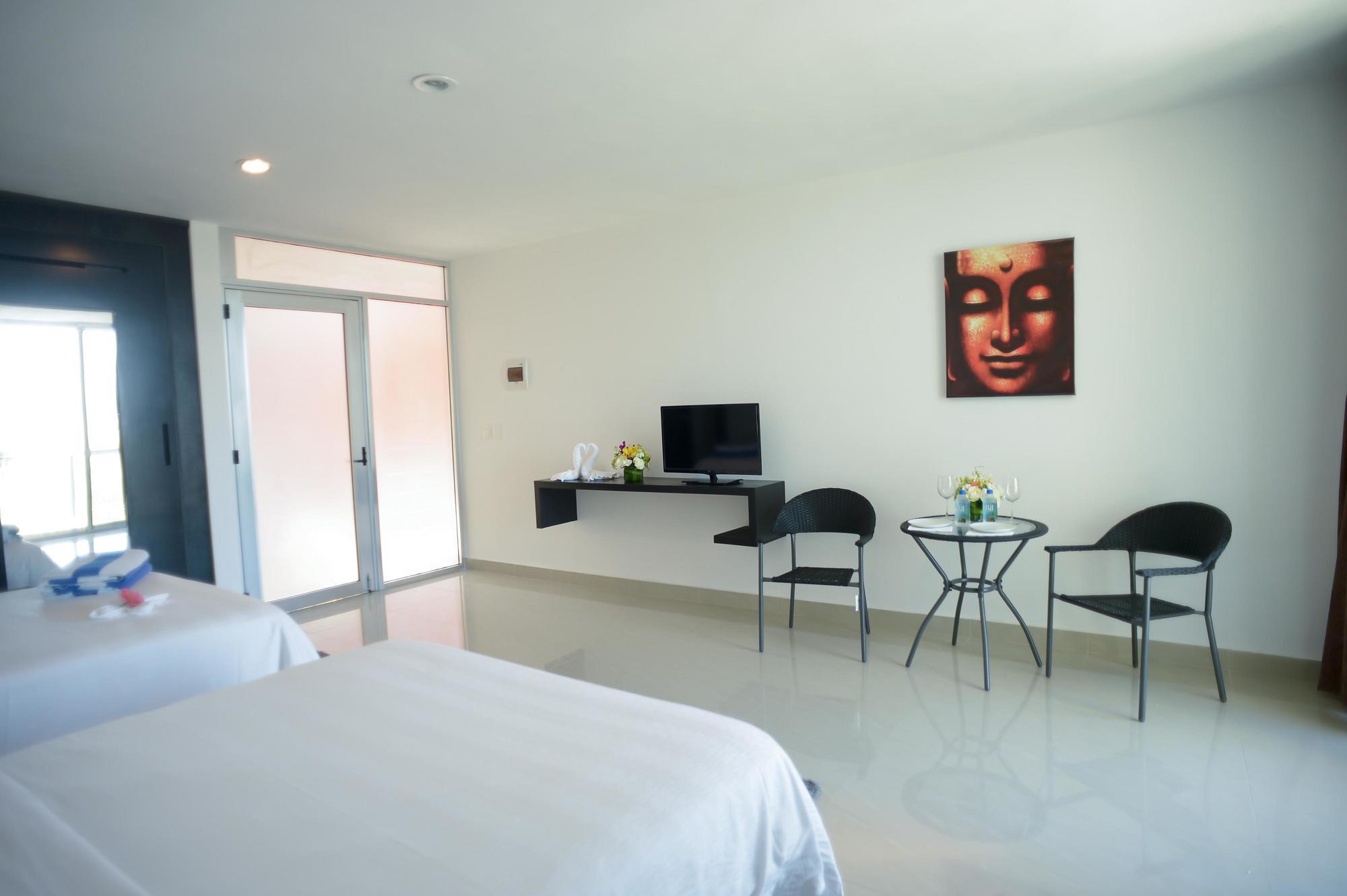 Sunrise 42 Suites Hotel Playa del Carmen Eksteriør billede