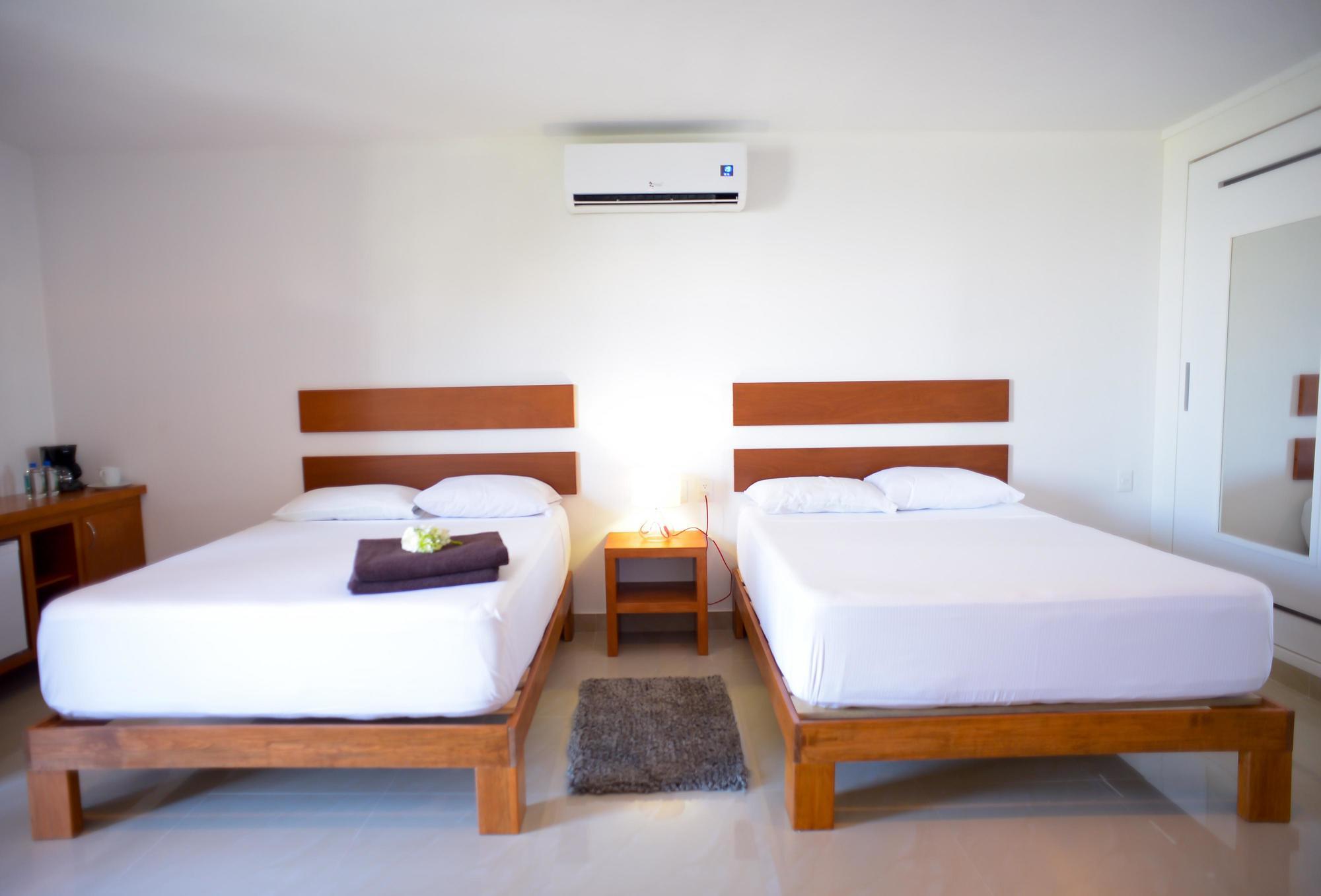 Sunrise 42 Suites Hotel Playa del Carmen Eksteriør billede