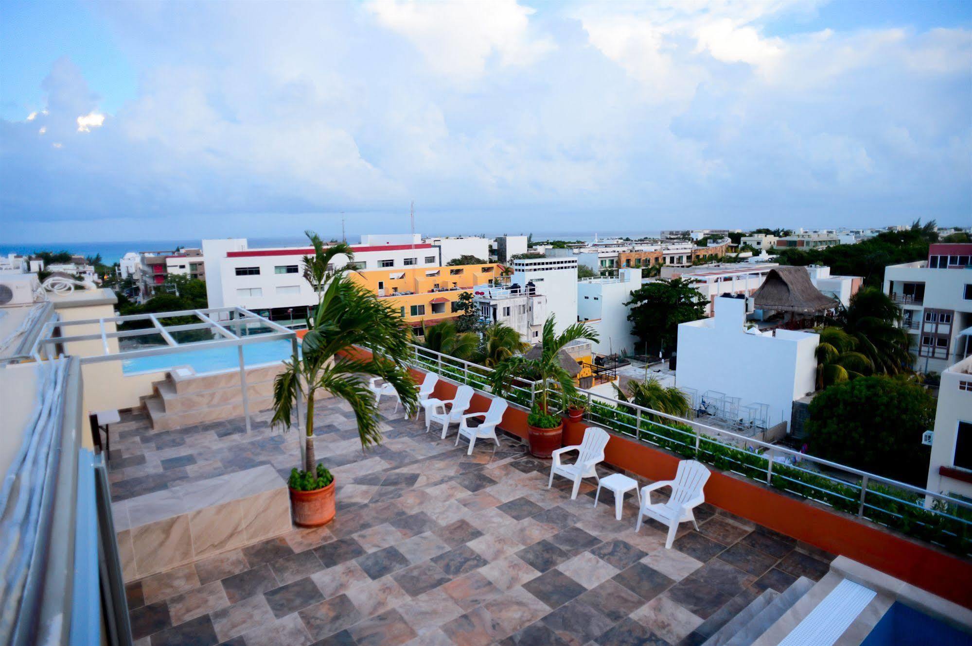 Sunrise 42 Suites Hotel Playa del Carmen Eksteriør billede